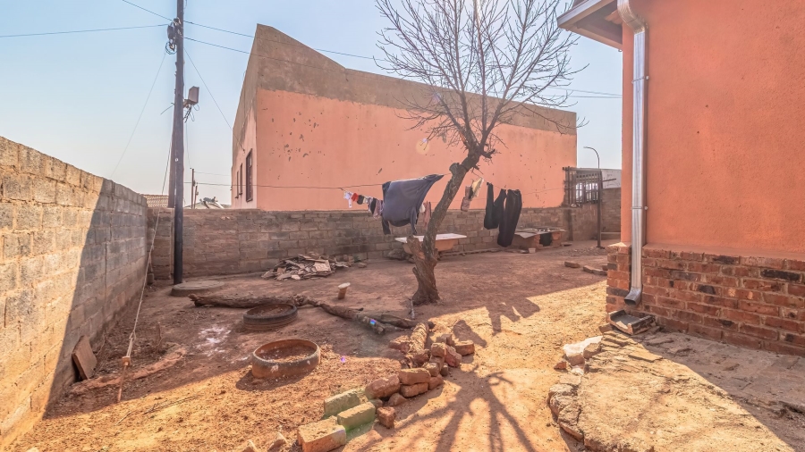 3 Bedroom Property for Sale in Lawley Gauteng