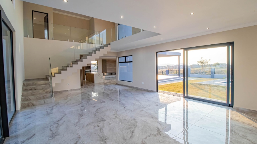 6 Bedroom Property for Sale in Eye of Africa Gauteng