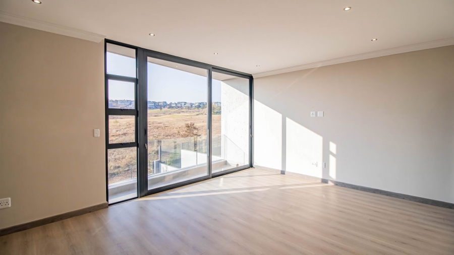 6 Bedroom Property for Sale in Eye of Africa Gauteng