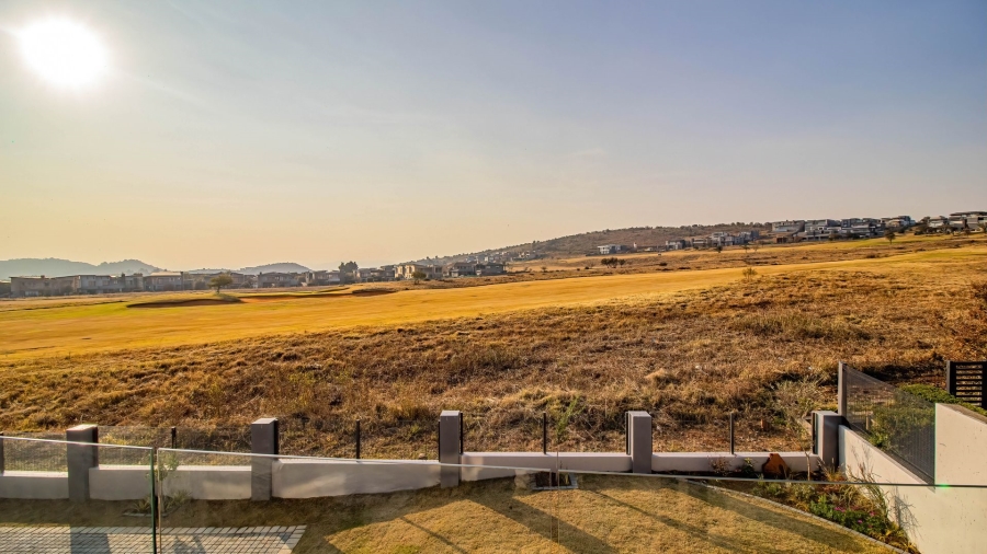 6 Bedroom Property for Sale in Eye of Africa Gauteng