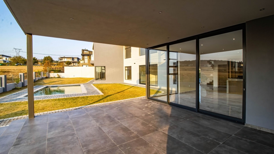 6 Bedroom Property for Sale in Eye of Africa Gauteng