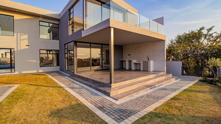 6 Bedroom Property for Sale in Eye of Africa Gauteng