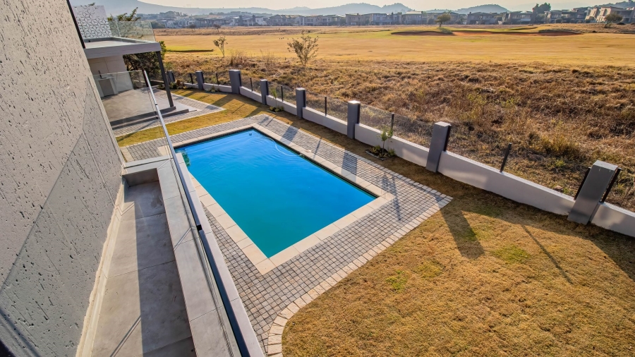 6 Bedroom Property for Sale in Eye of Africa Gauteng