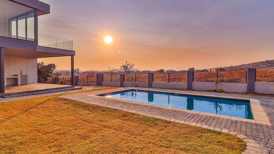 6 Bedroom Property for Sale in Eye of Africa Gauteng