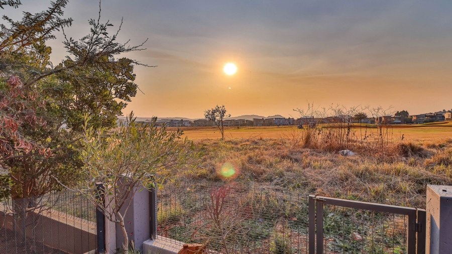 6 Bedroom Property for Sale in Eye of Africa Gauteng