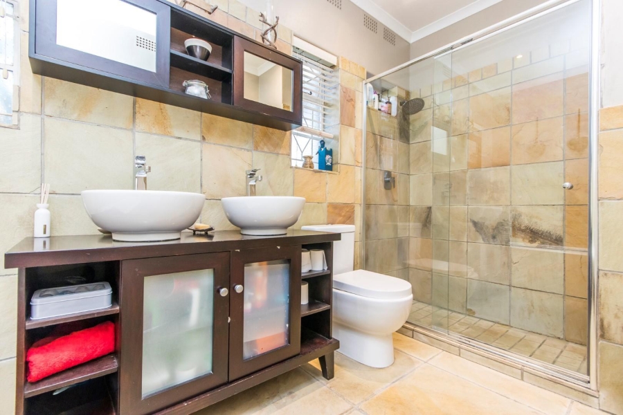 To Let 4 Bedroom Property for Rent in Parkmore Gauteng