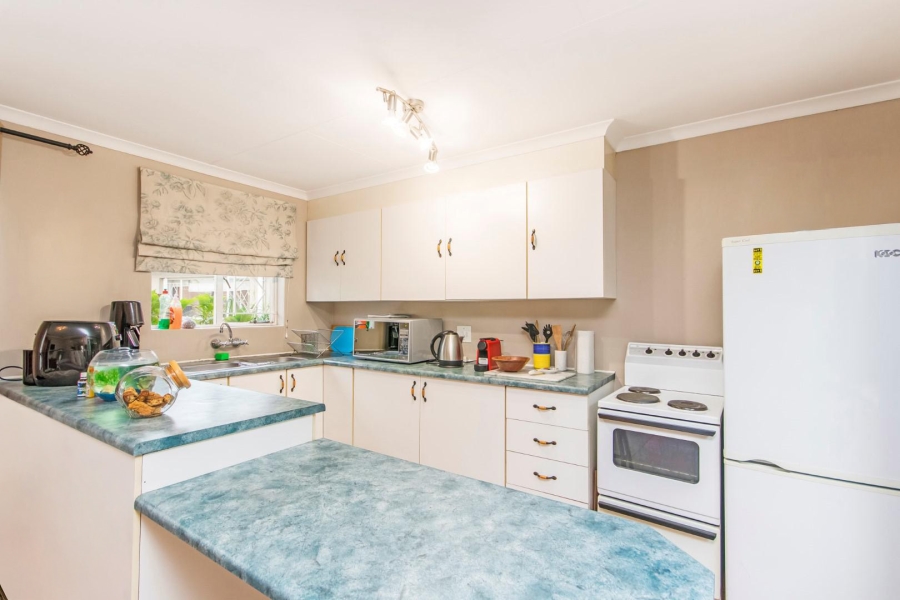 To Let 4 Bedroom Property for Rent in Parkmore Gauteng