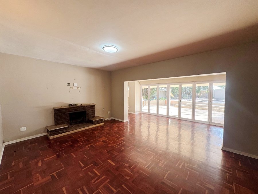 To Let 4 Bedroom Property for Rent in Parkmore Gauteng