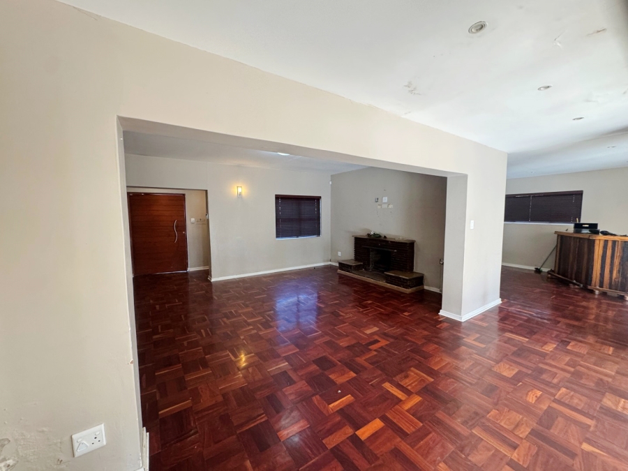 To Let 4 Bedroom Property for Rent in Parkmore Gauteng