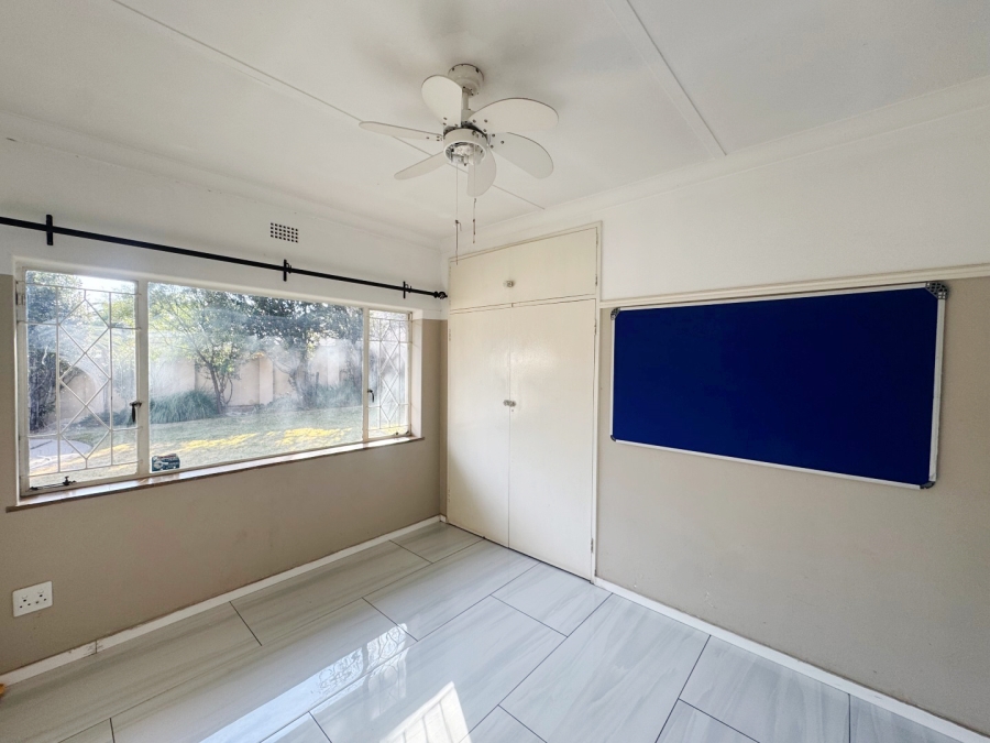 To Let 4 Bedroom Property for Rent in Parkmore Gauteng