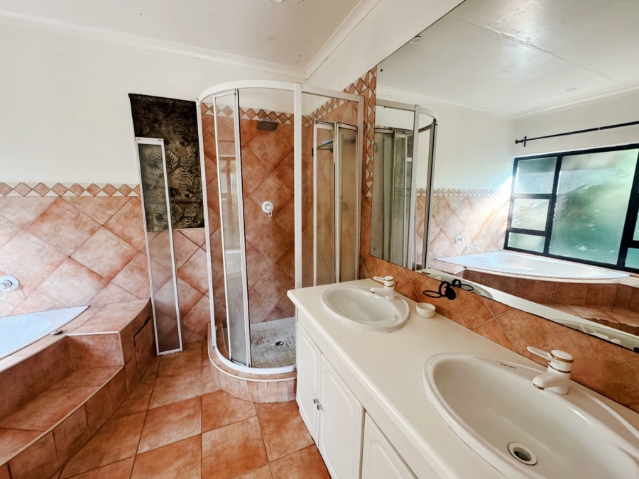 To Let 4 Bedroom Property for Rent in Parkmore Gauteng