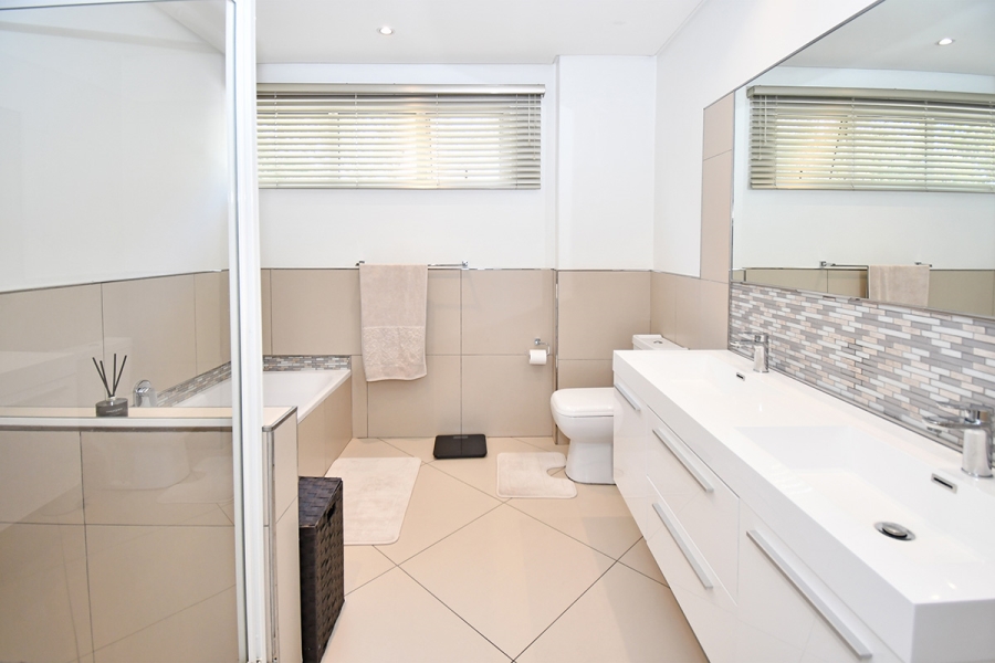 3 Bedroom Property for Sale in Edenburg Gauteng