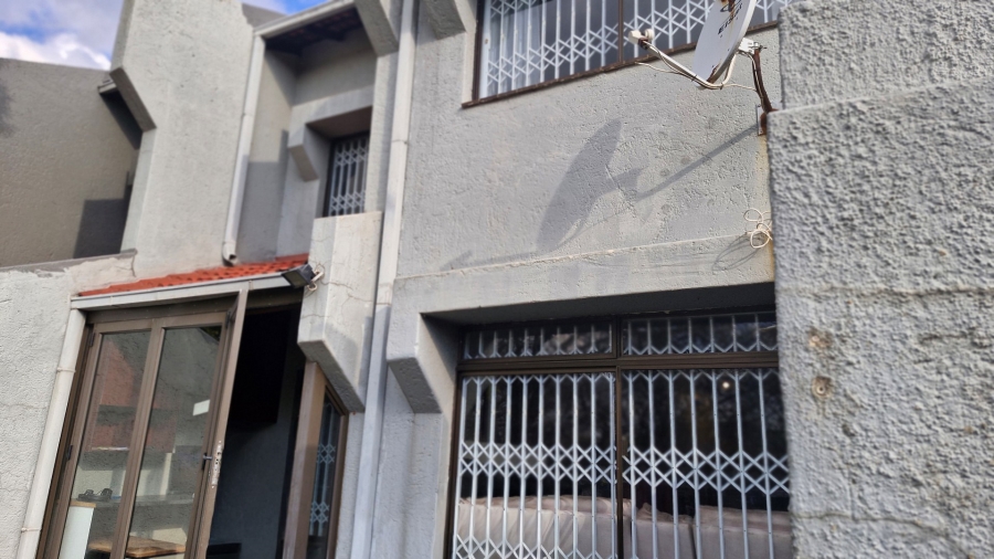 3 Bedroom Property for Sale in Westdene Gauteng
