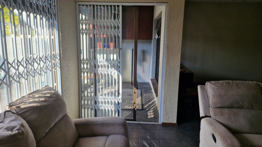3 Bedroom Property for Sale in Westdene Gauteng