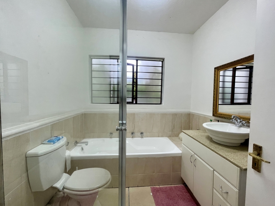 1 Bedroom Property for Sale in Dunkeld West Gauteng