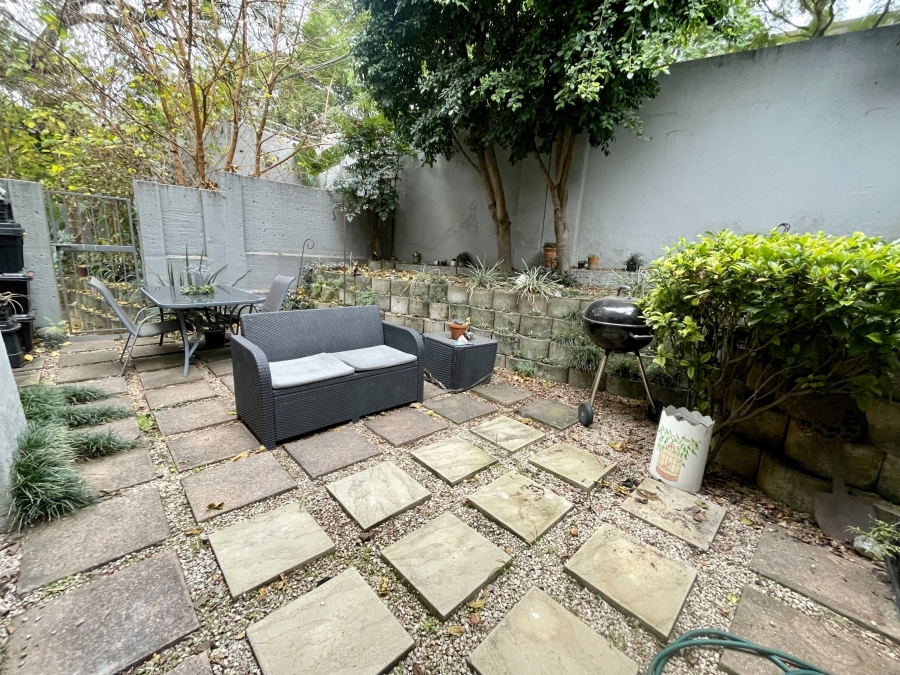 1 Bedroom Property for Sale in Dunkeld West Gauteng