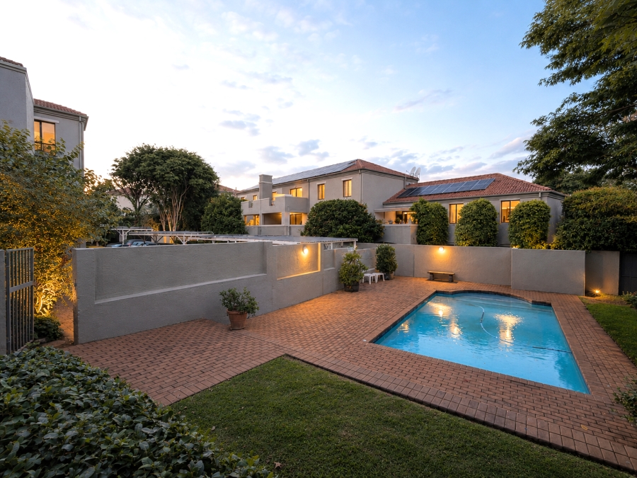 1 Bedroom Property for Sale in Dunkeld West Gauteng