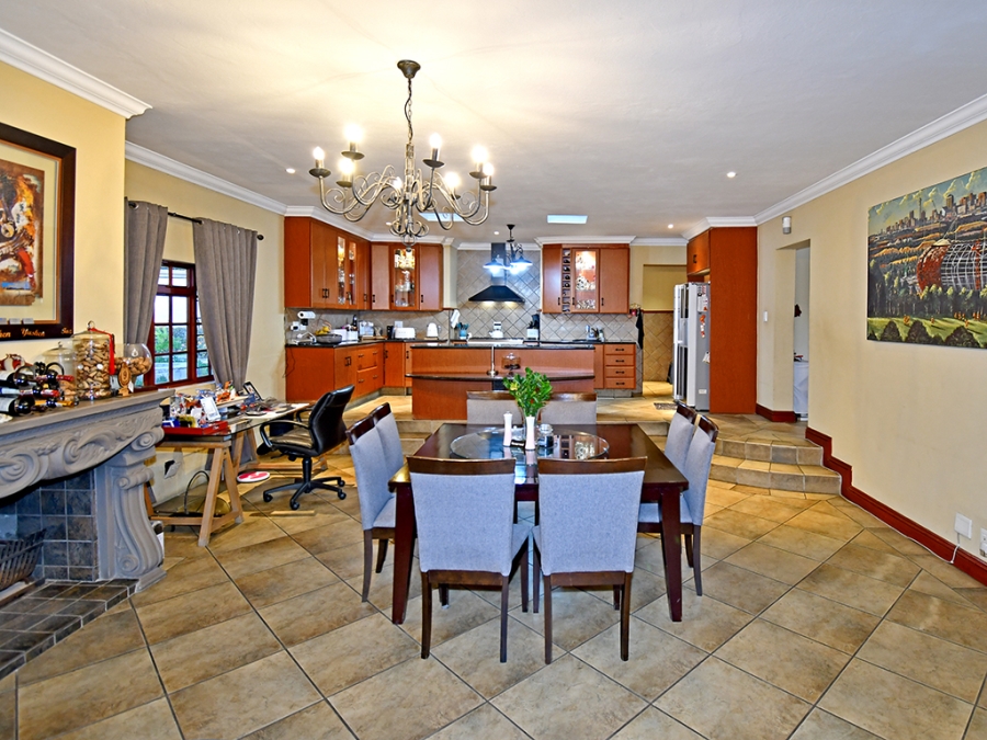 3 Bedroom Property for Sale in Bryanston Gauteng