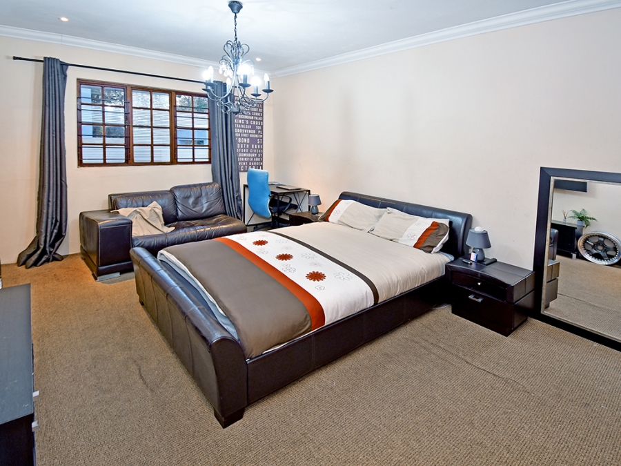 3 Bedroom Property for Sale in Bryanston Gauteng