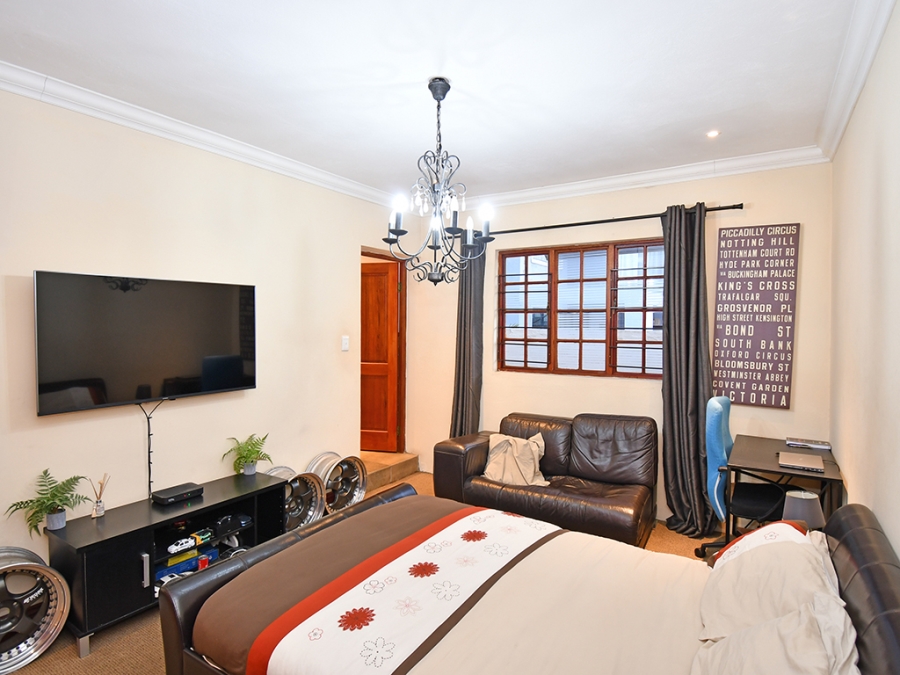 3 Bedroom Property for Sale in Bryanston Gauteng