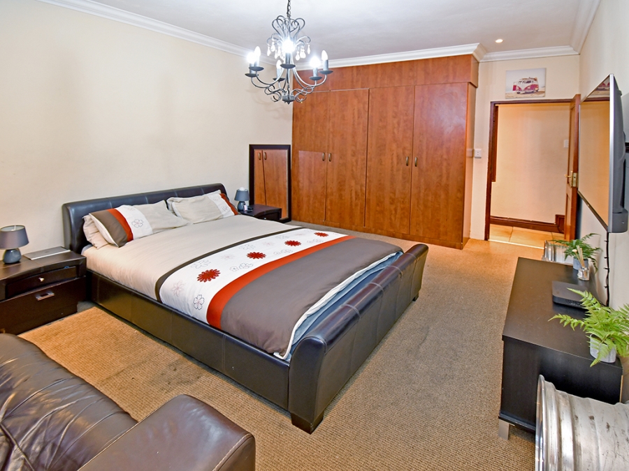 3 Bedroom Property for Sale in Bryanston Gauteng