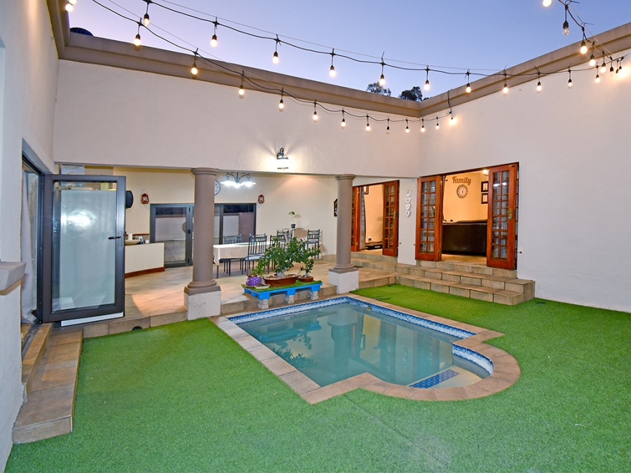 3 Bedroom Property for Sale in Bryanston Gauteng