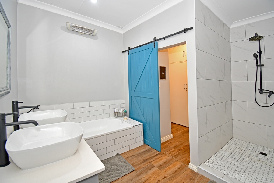 4 Bedroom Property for Sale in Bryanston Gauteng