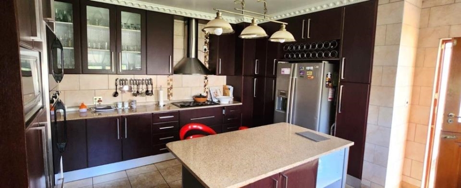 3 Bedroom Property for Sale in Mulbarton Gauteng