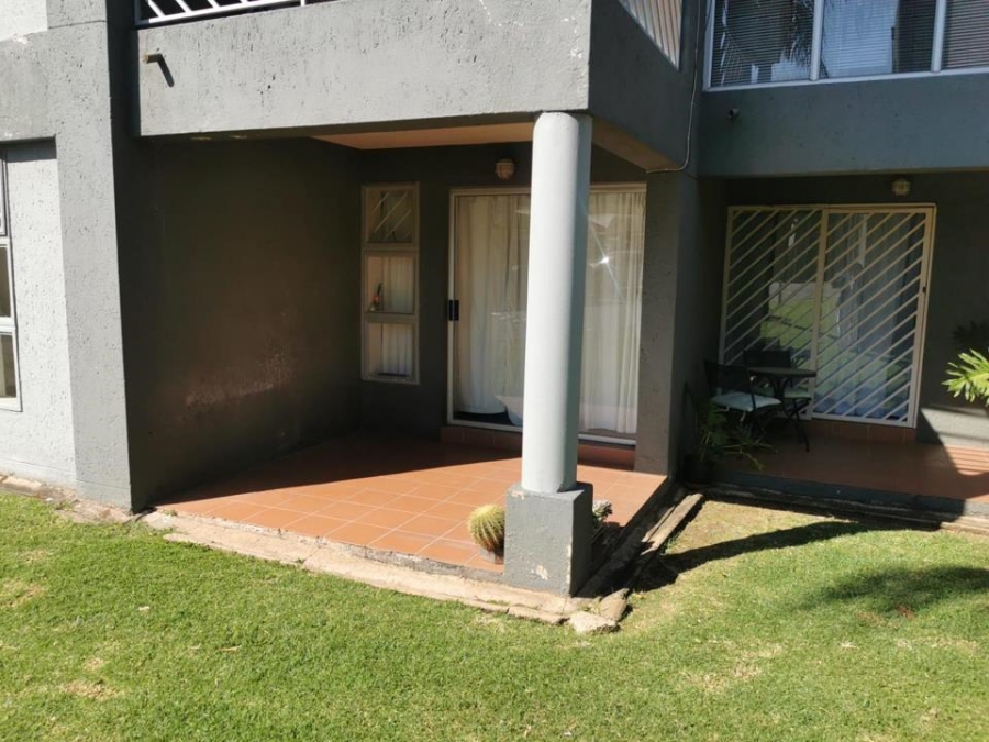 2 Bedroom Property for Sale in Mulbarton Gauteng