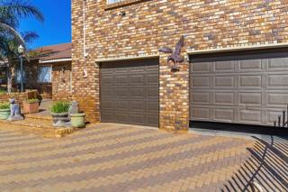 4 Bedroom Property for Sale in Suideroord Gauteng