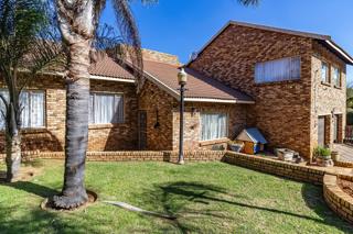4 Bedroom Property for Sale in Suideroord Gauteng