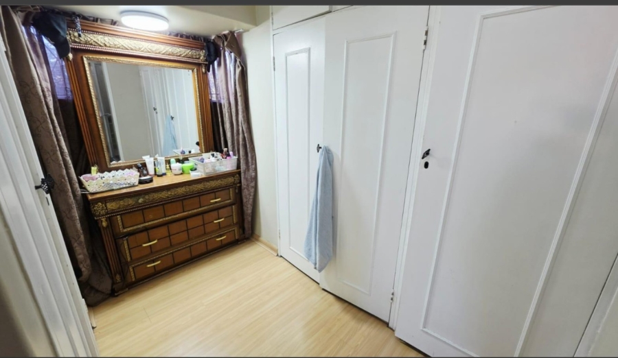 3 Bedroom Property for Sale in Linmeyer Gauteng