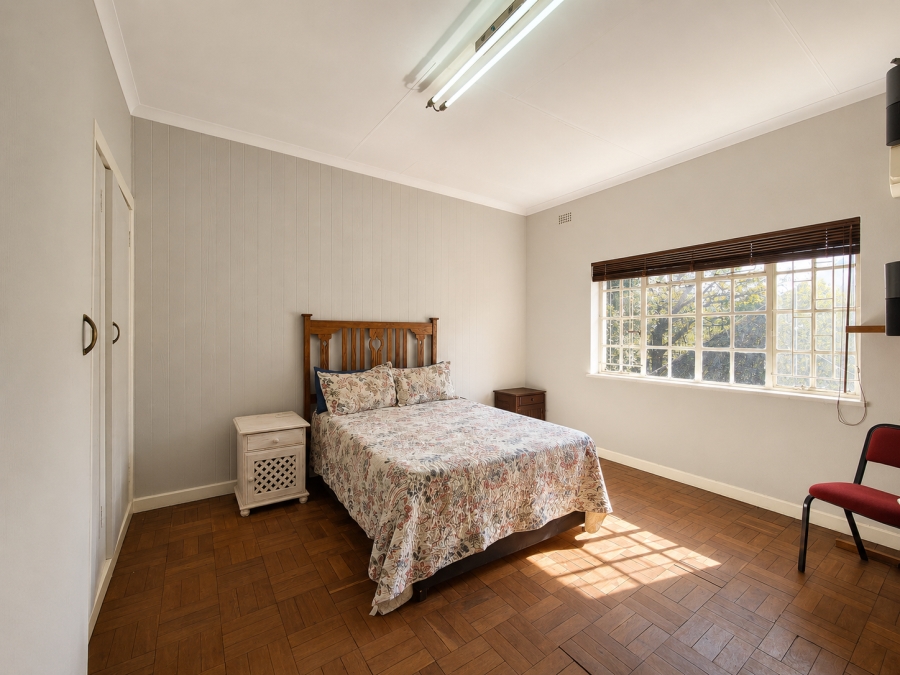 5 Bedroom Property for Sale in Unitas Park Gauteng