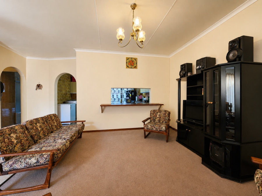 3 Bedroom Property for Sale in Three Rivers Proper Gauteng