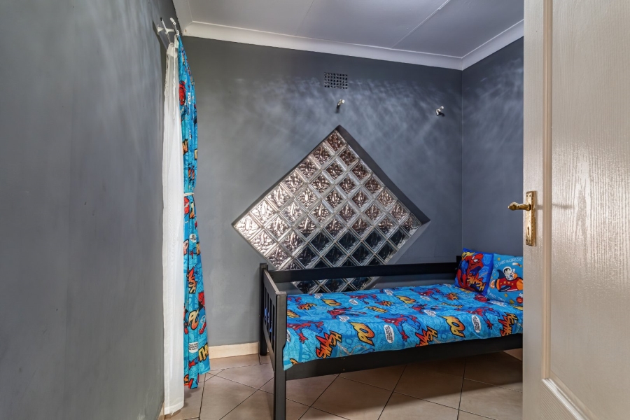 4 Bedroom Property for Sale in Lindhaven Gauteng