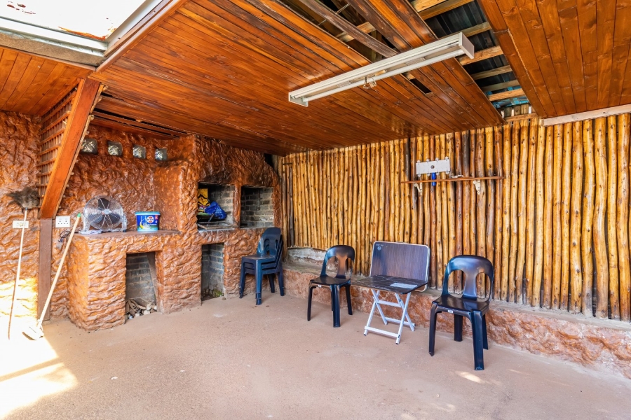 4 Bedroom Property for Sale in Lindhaven Gauteng