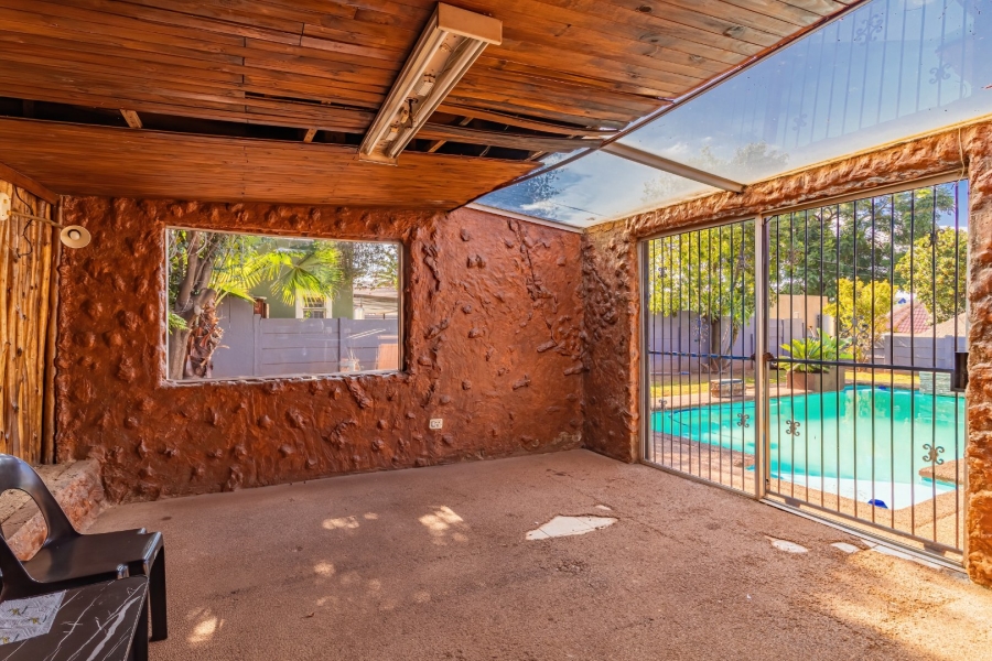 4 Bedroom Property for Sale in Lindhaven Gauteng
