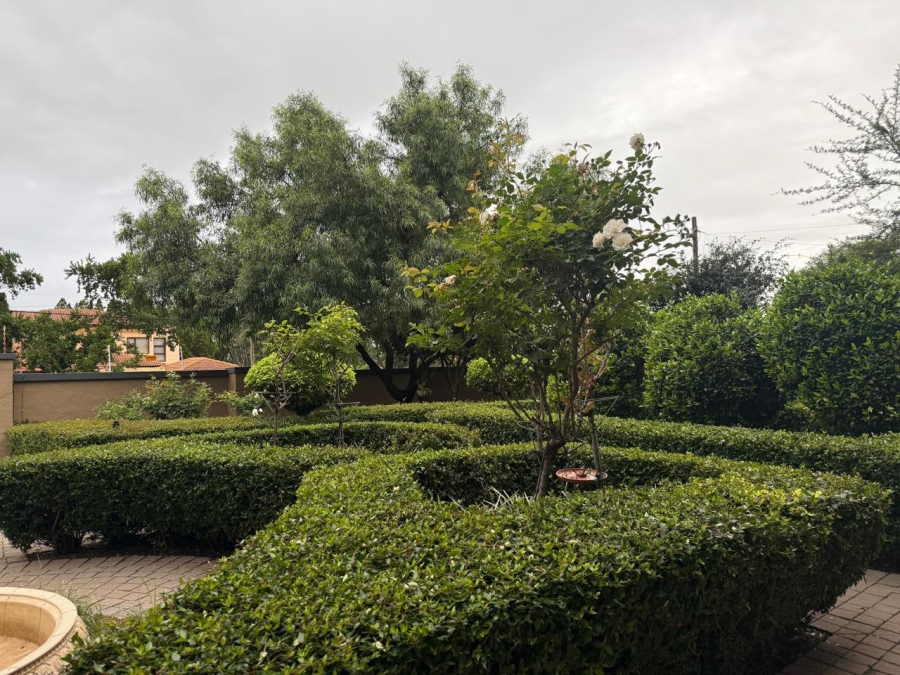 4 Bedroom Property for Sale in Poortview Gauteng