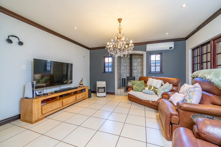 4 Bedroom Property for Sale in Poortview Gauteng