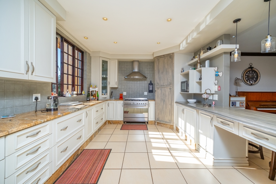 4 Bedroom Property for Sale in Poortview Gauteng
