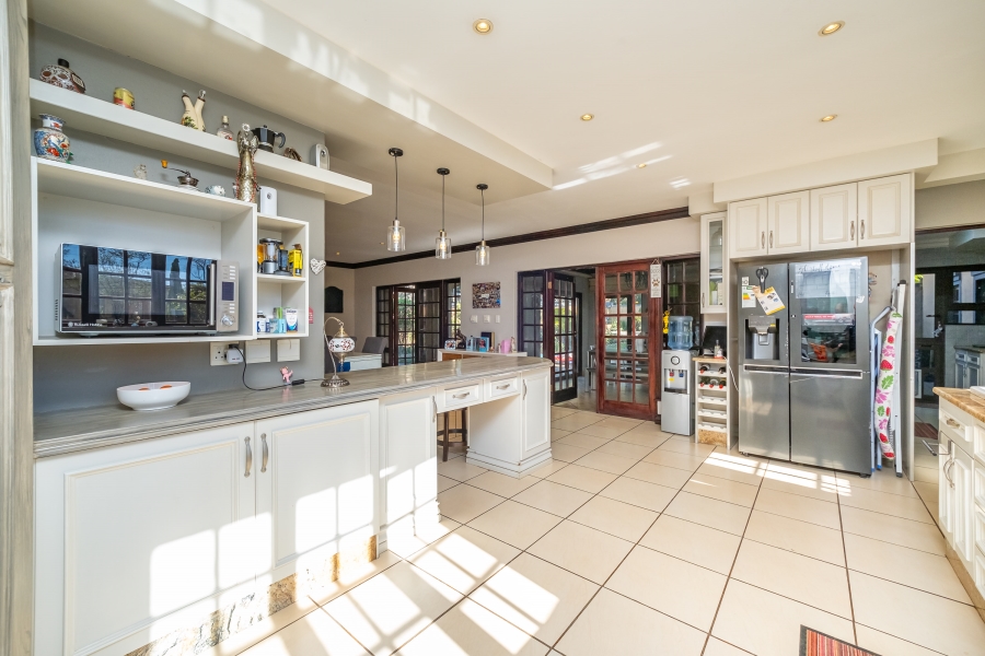 4 Bedroom Property for Sale in Poortview Gauteng