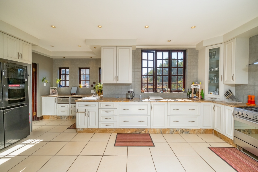 4 Bedroom Property for Sale in Poortview Gauteng