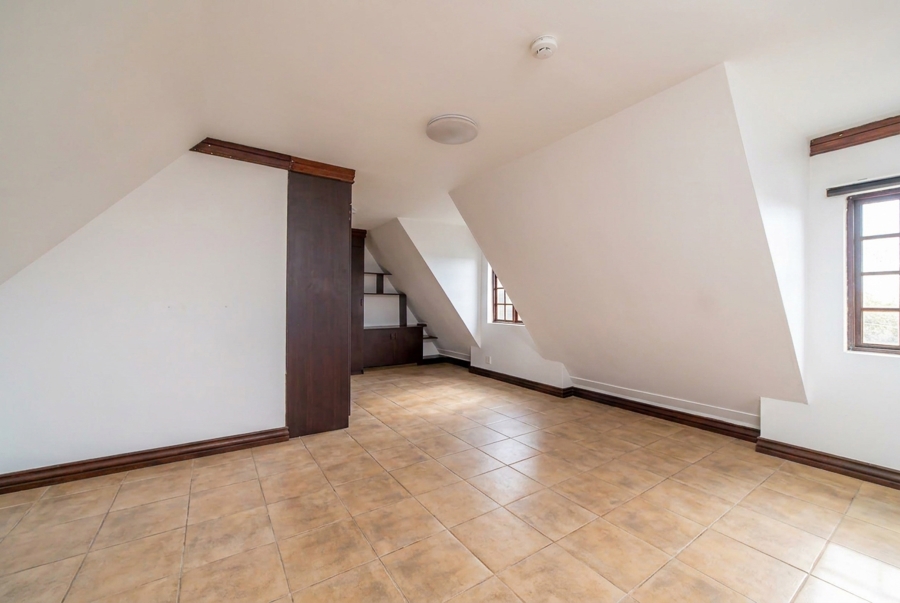 4 Bedroom Property for Sale in Poortview Gauteng