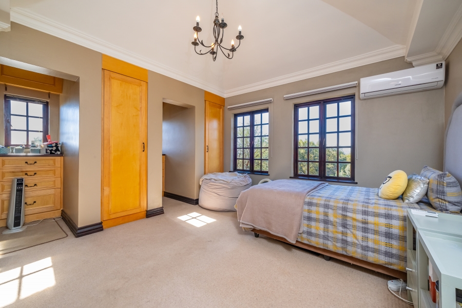 4 Bedroom Property for Sale in Poortview Gauteng