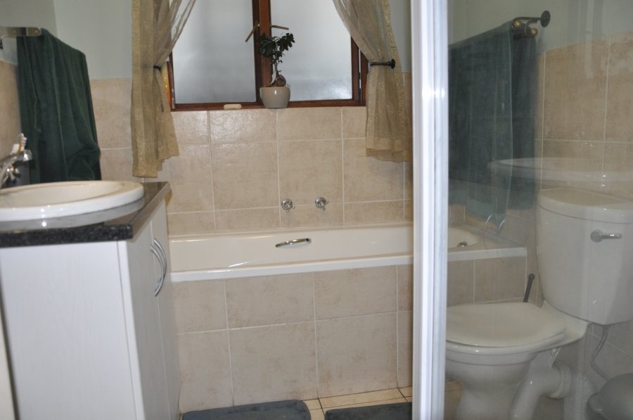 2 Bedroom Property for Sale in Paulshof Gauteng