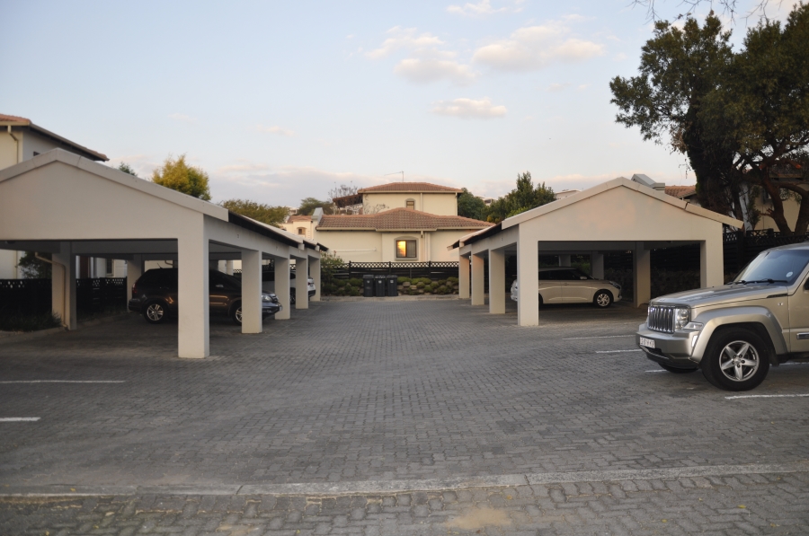 2 Bedroom Property for Sale in Paulshof Gauteng