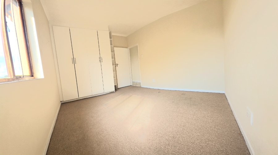 2 Bedroom Property for Sale in Noordwyk Gauteng