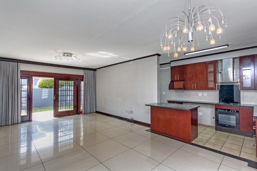 3 Bedroom Property for Sale in Erand Gardens Gauteng