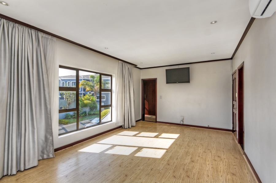 3 Bedroom Property for Sale in Erand Gardens Gauteng