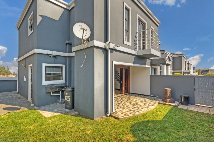 3 Bedroom Property for Sale in Erand Gardens Gauteng